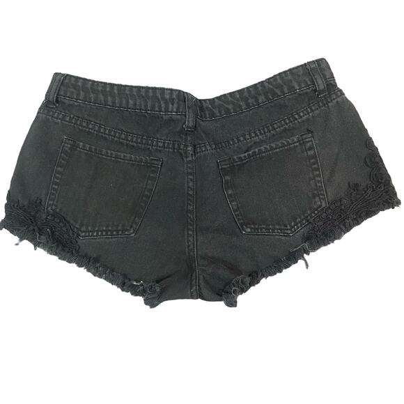 Forever 21 Black‎ Denim Decorative Cutoff Shorts Womens Size 30 Distressed - Picture 2 of 7